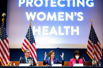 Nancy Pelosi and Chancellor Hawgood in 2022