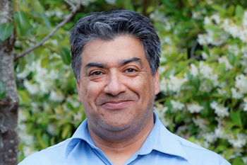 headshot of Julio Diaz Abarca